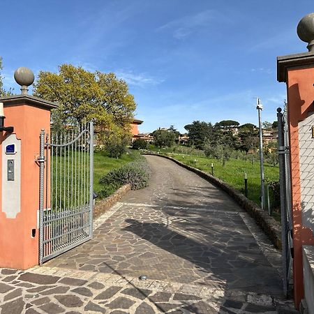 B&B Bee Frascati Buitenkant foto